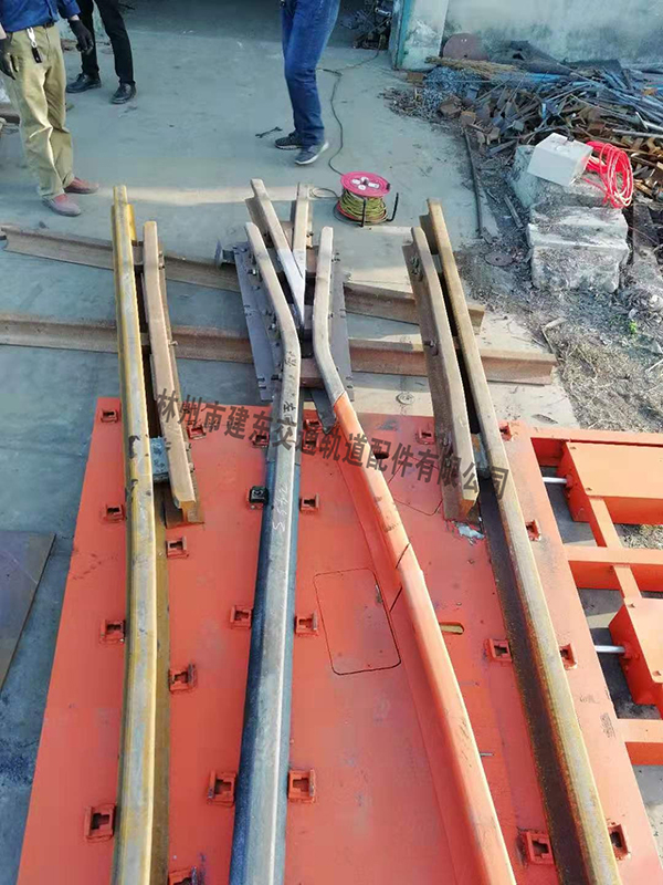 氣動(dòng)道岔2